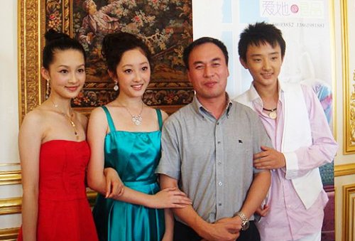 紫罗兰邀请新红楼梦三主角代言