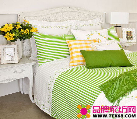 三种颜色床品搭配 玩转清凉卧室 品牌家纺网 w