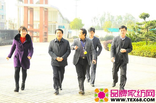 新余高新区党工委书记莅临雨兰参观