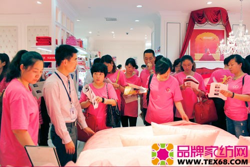 凯盛家纺2013秋冬订货会圆满落幕