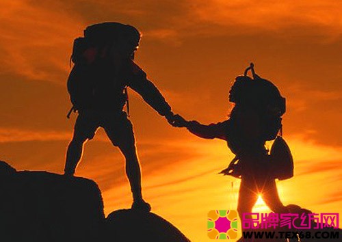 海聆梦家纺向员工伸出援助之手-品牌家纺网