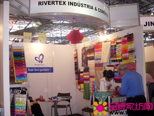 叠石桥家纺团亮相巴西纺织展-品牌家纺网