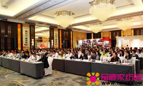 百丽丝2015春夏新品发布会完美收官