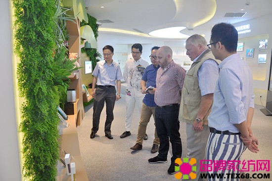 德国彼得科尔公司一行参观维科家纺集团