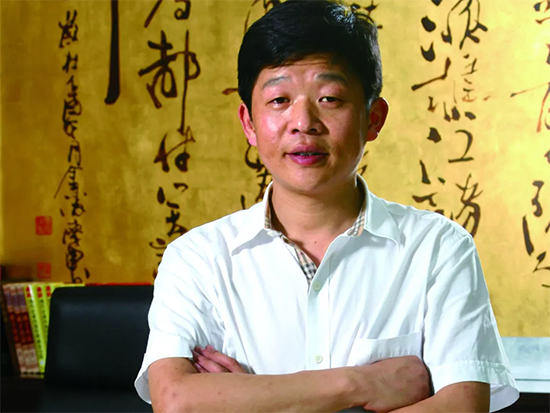 袁洪兵 成就纺织"中国梦"在公司发展之初,袁洪兵即