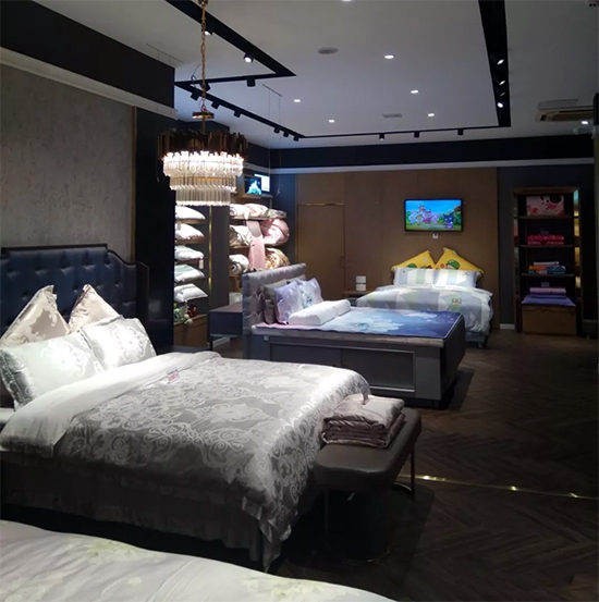 水星家纺店里,(第6页)_大山谷图库